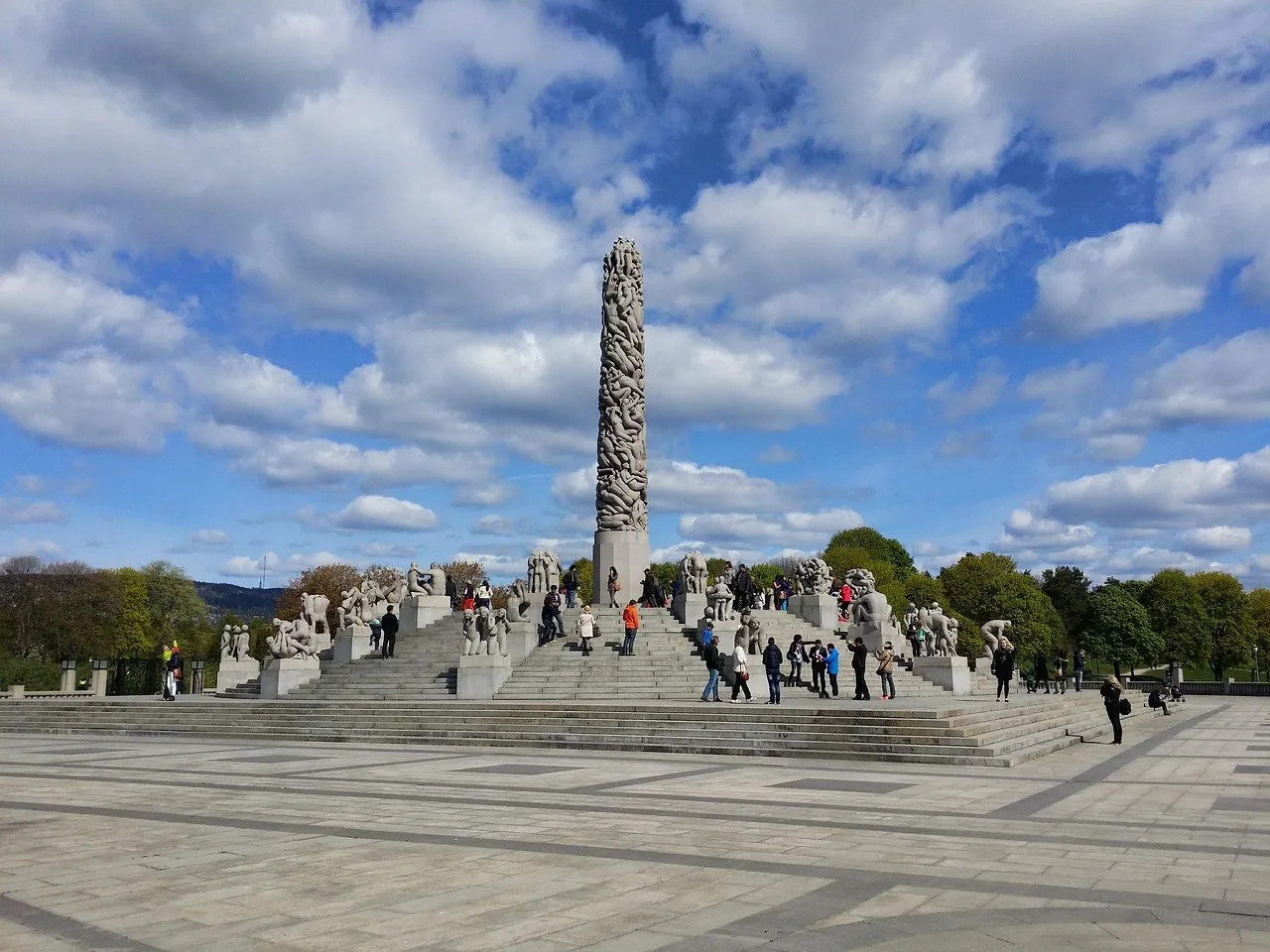 Schody do Monolitu w parku Vigelanda, Oslo